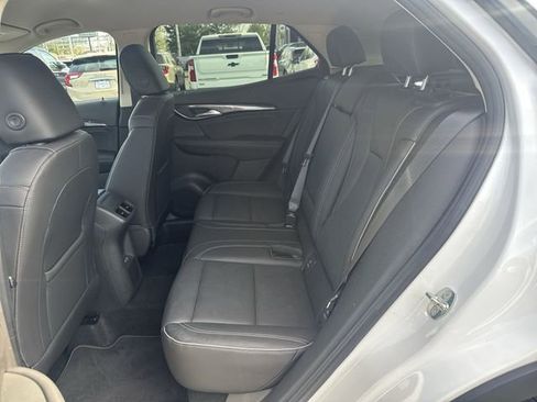 Certified 2023 Buick Envision Essence FWD image 23
