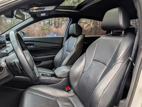 Used 2024 Honda Accord Sport image 15