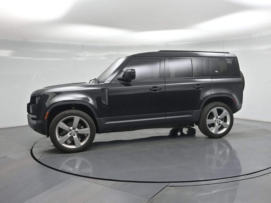 Used 2024 Land Rover Defender 110 S AWD/4WD image 21
