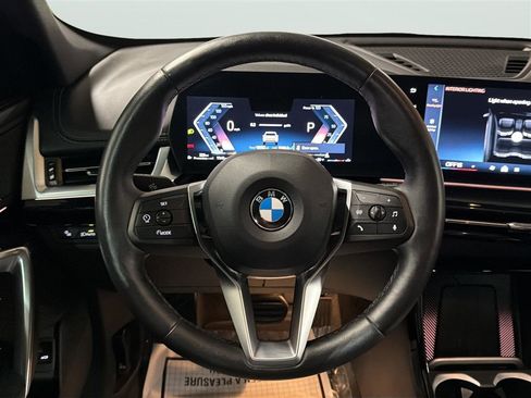 Used 2025 BMW X1 xDrive28i AWD/4WD image 25