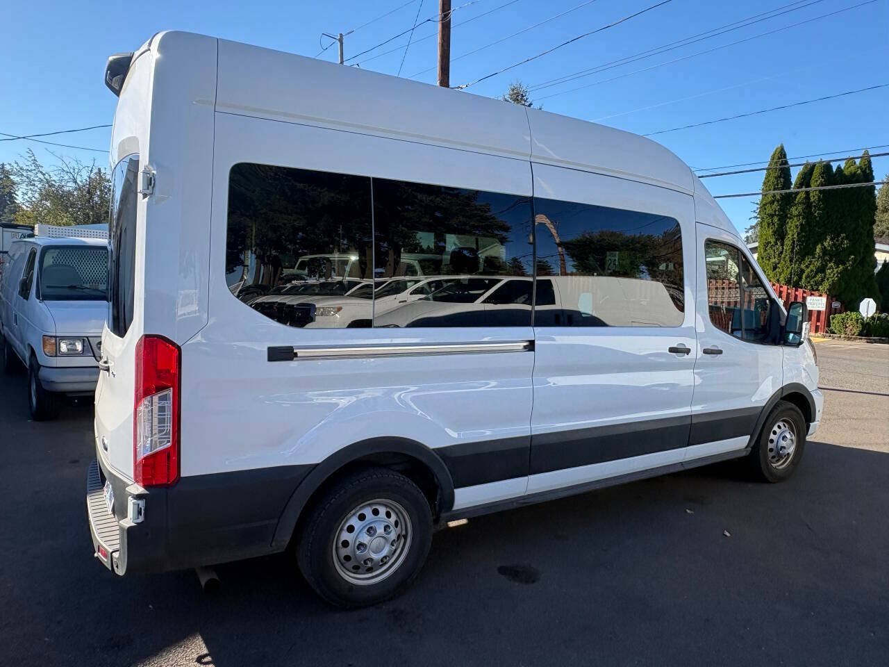 Used 2025 Ford Transit 350 XLT AWD/4WD image 5