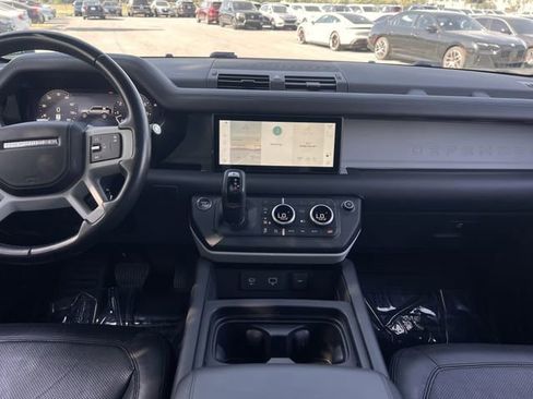 Used 2023 Land Rover Defender 110 SE AWD/4WD image 17