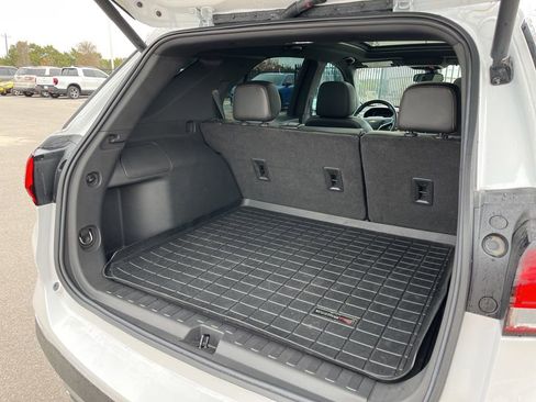 Used 2022 Chevrolet Equinox Premier image 10