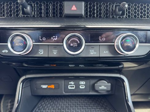 Used 2024 Honda CR-V EX-L image 18