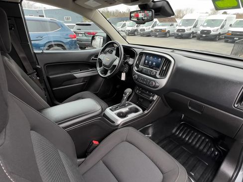 Used 2022 Chevrolet Colorado LT w/ Fleet Safety Package image 23