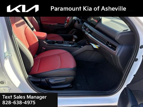 New 2025 Kia K4 GT-Line image 20