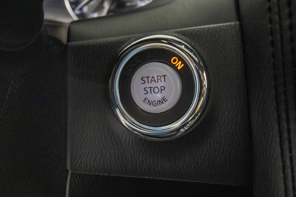 Used 2023 Nissan Armada SL w/ Midnight Edition Package RWD image 27