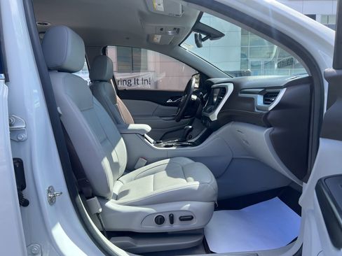 Used 2019 GMC Acadia SLT image 59