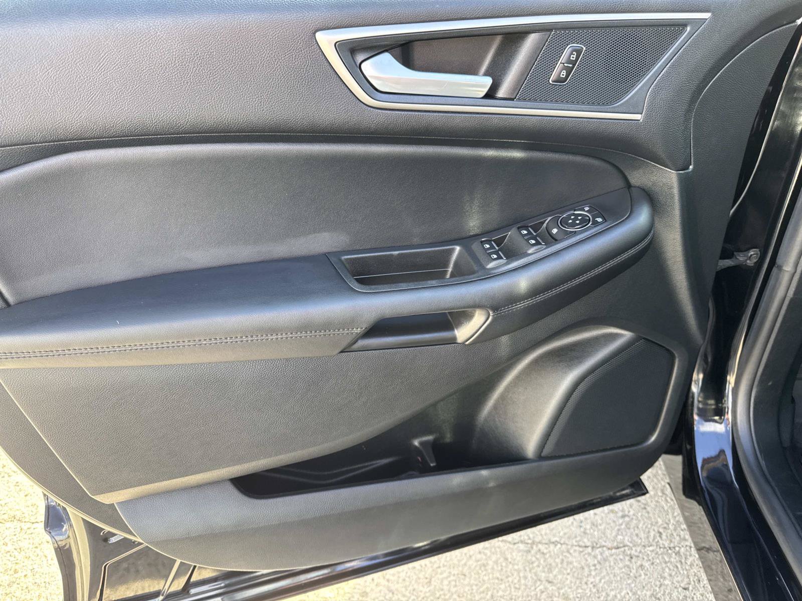 Used 2023 Ford Edge SEL w/ Convenience Package AWD/4WD image 17