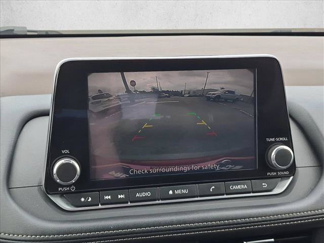 Used 2023 Nissan Rogue SV AWD/4WD image 14