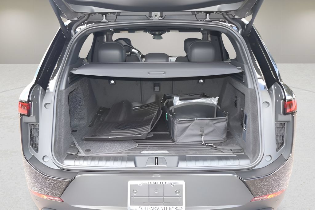 New 2026 Land Rover Range Rover Sport SE AWD/4WD image 14
