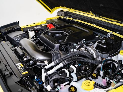 Used 2024 Jeep Wrangler Unlimited w/ LED Headlamp & Fog Lamp Group image 36