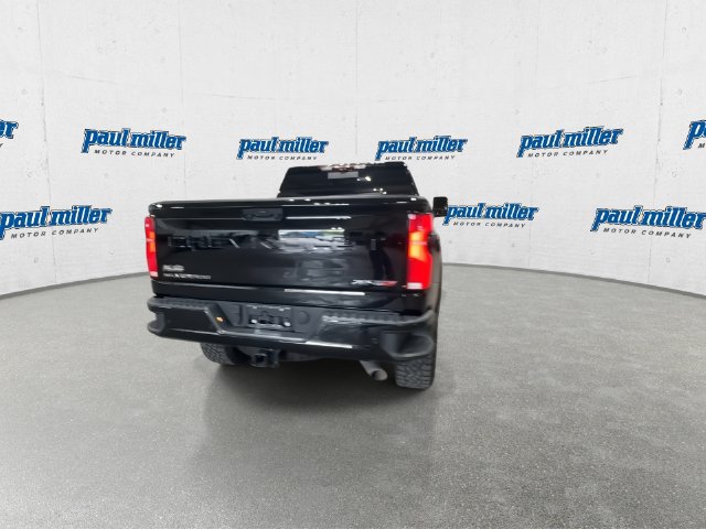 Used 2025 Chevrolet Silverado 2500 ZR2 w/ Technology Package AWD/4WD image 8
