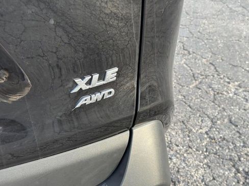 Used 2025 Toyota RAV4 XLE AWD/4WD image 7