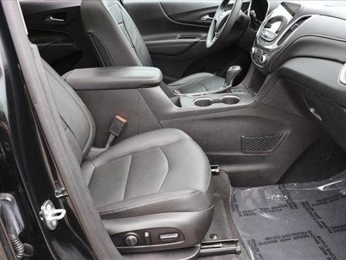 Used 2018 Chevrolet Equinox Premier AWD/4WD image 30
