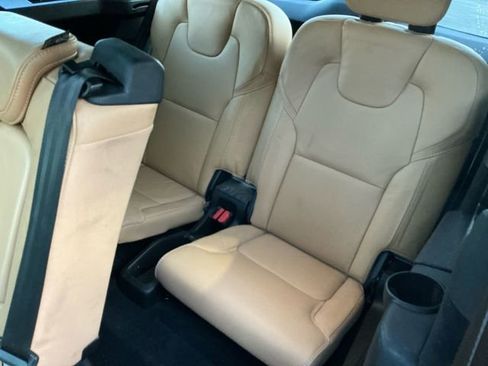 Used 2024 Volvo XC90 B6 Ultimate w/ Protection Package image 17