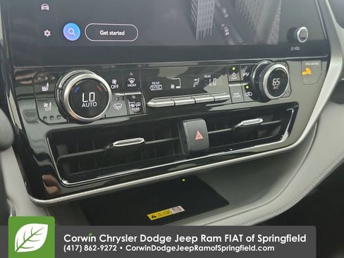 Used 2023 Toyota Highlander Platinum FWD image 26