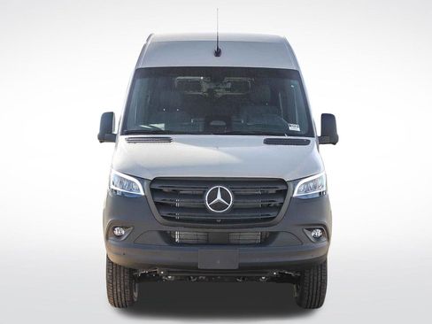 New 2026 Mercedes-Benz Sprinter 2500 image 2