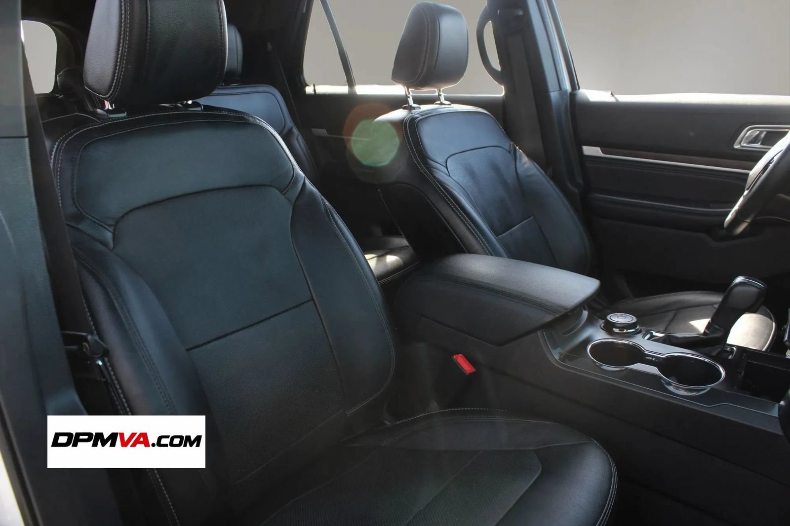 Used 2018 Ford Explorer Limited w/ Equipment Group 301A AWD/4WD image 20