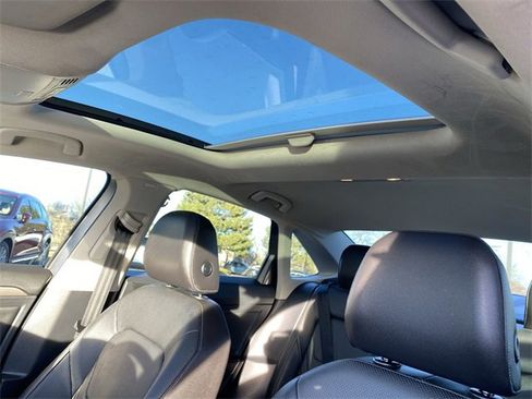 Used 2019 Volkswagen Jetta SEL Premium image 25