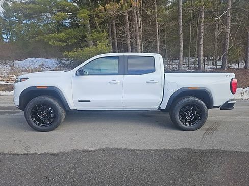 New 2026 GMC Canyon Elevation w/ Convenience Package image 2