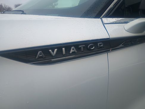 Used 2023 Lincoln Aviator Reserve image 5