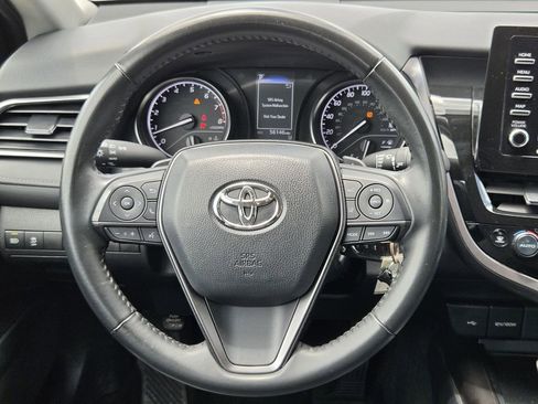 Used 2024 Toyota Camry SE FWD image 15