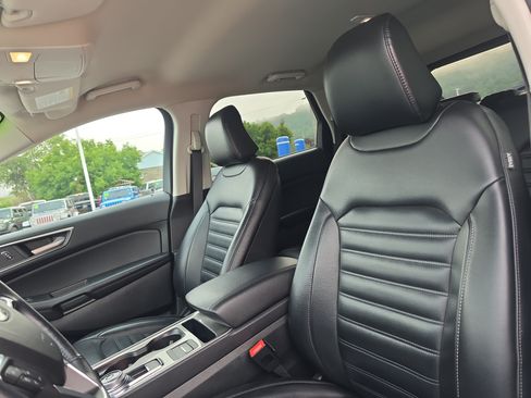 Used 2023 Ford Edge SEL AWD/4WD image 12