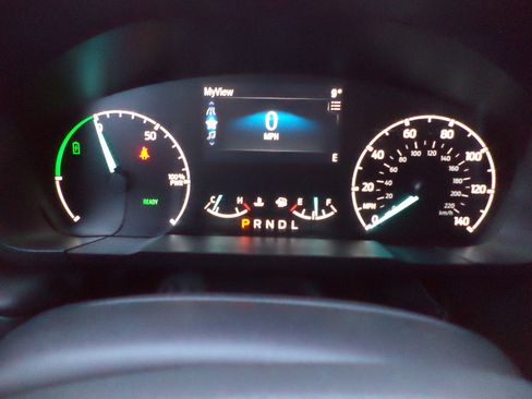 Used 2024 Ford Maverick XL image 11