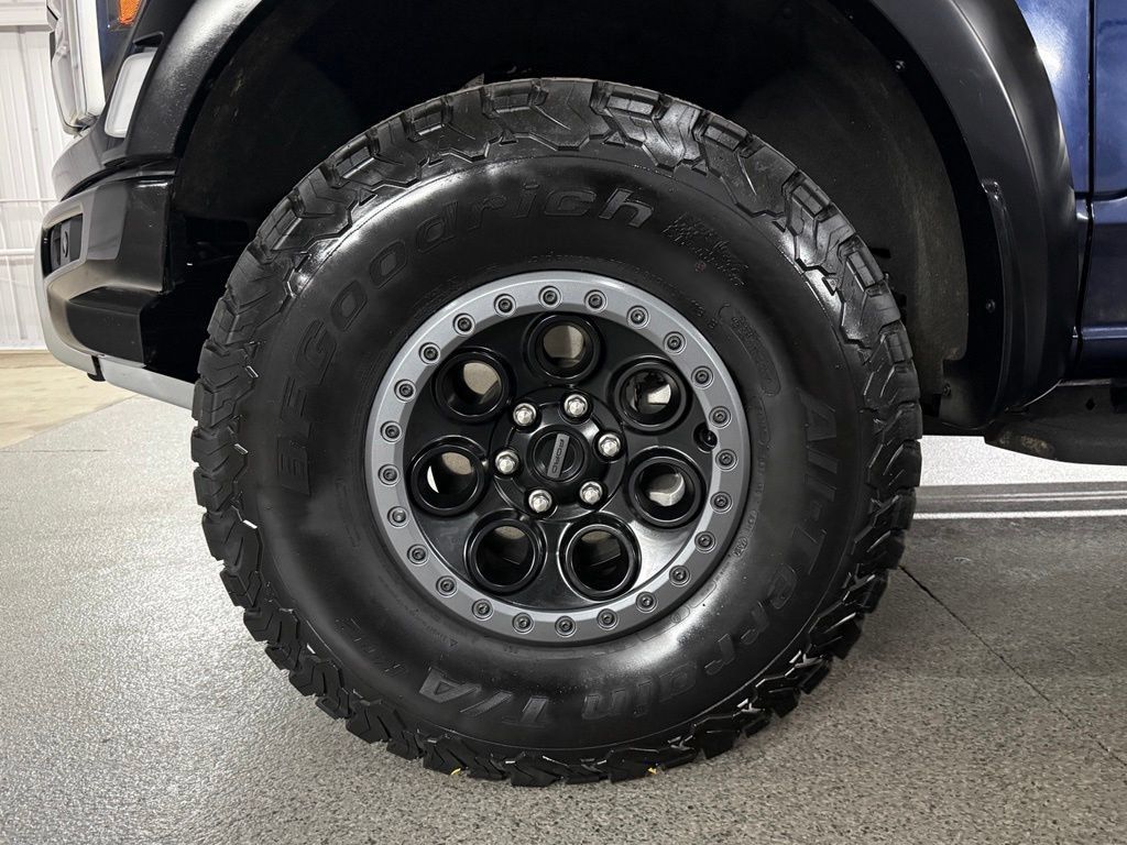 Used 2025 Ford F150 Raptor AWD/4WD image 19