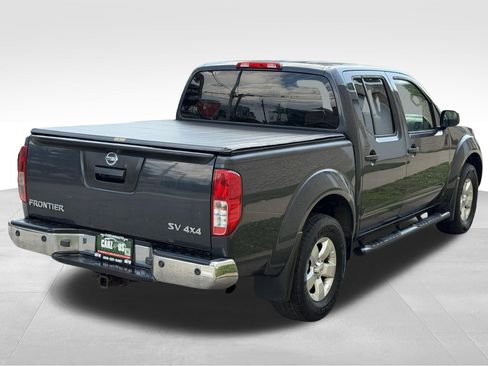 Used 2013 Nissan Frontier SV w/ SV Value Truck Pkg AWD/4WD image 6
