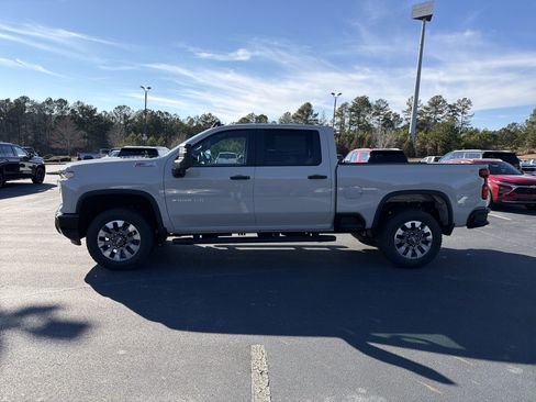 New 2026 Chevrolet Silverado 2500 Custom w/ Custom Value Package image 8