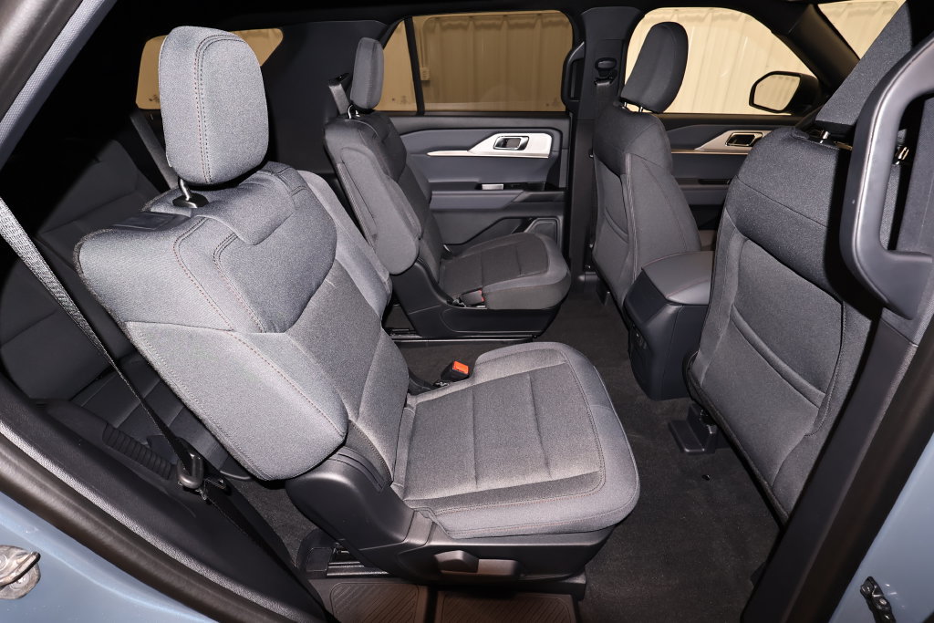 New 2027 Ford Explorer Active AWD/4WD image 15