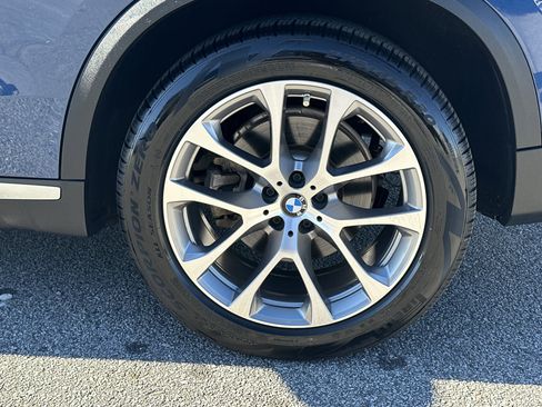 Used 2019 BMW X5 xDrive40i w/ Premium Package 2 image 21