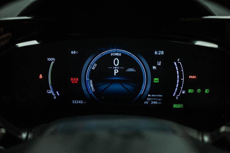 Used 2024 Lexus NX 450h+ AWD w/ Vision Package image 18