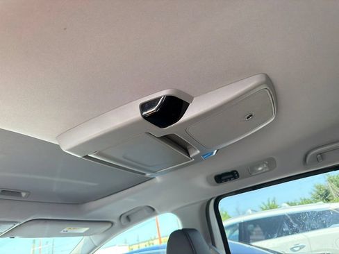 Used 2022 Honda Odyssey Touring image 12