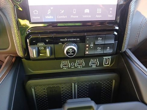 New 2026 RAM 1500 Limited w/ Trailer Tow Group image 39