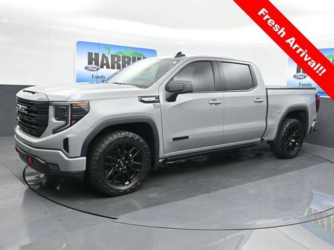 Used 2024 GMC Sierra 1500 Elevation RWD image 1