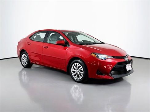 Certified 2017 Toyota Corolla LE image 10