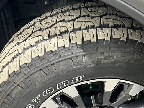 Used 2021 Nissan Titan PRO-4X w/ Pro-4x Convenience Package image 35