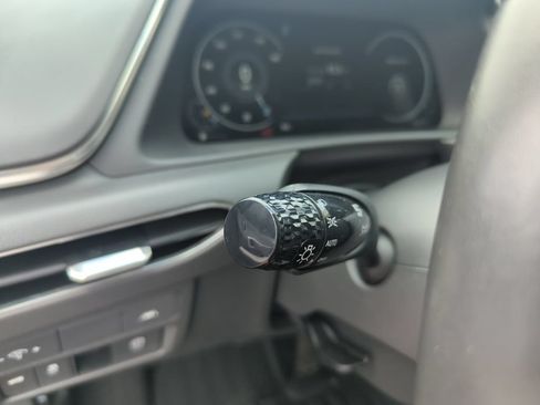 Used 2023 Hyundai Sonata SEL w/ Convenience Package FWD image 21