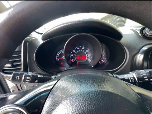 Used 2019 Kia Soul + FWD image 20