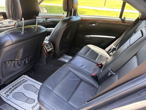 Used 2012 Mercedes-Benz S 550 image 11