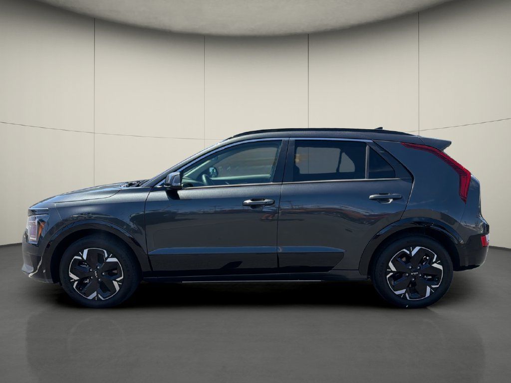 Used 2023 Kia Niro Wind FWD image 4