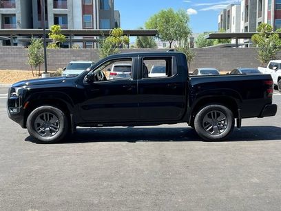 New 2025 Nissan Frontier SV w/ SV Convenience Package