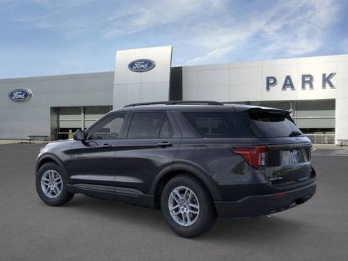 New 2026 Ford Explorer Active image 4