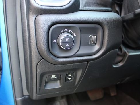 Used 2025 RAM 1500 Big Horn AWD/4WD image 15