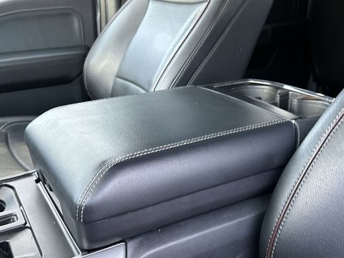 Used 2022 Ford F150 Lariat w/ FX4 Off-Road Package image 20