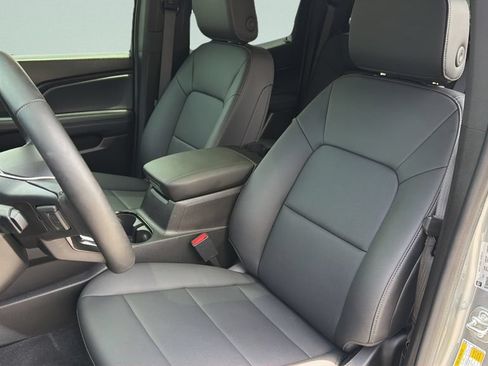 Used 2024 Chevrolet Colorado LT w/ LT Convenience Package III AWD/4WD image 27