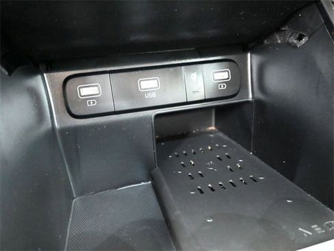 Used 2021 Kia Sorento EX image 30